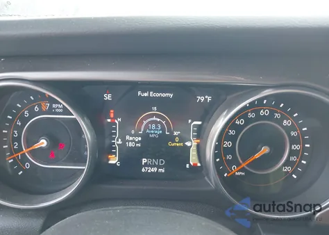 2018 Jeep Wrangler Unlimited Sahara 4X4 из США, поврежденный, VIN 1C4HJXEG9JW116987